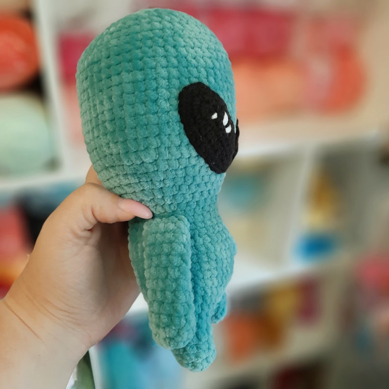 Crochet plush alien pattern, cute crochet toy pattern, crochet amigurumi pattern image 4