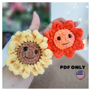 Crochet plush sunflower and sun keychain pattern, kawaii plush keychain, cute crochet amigurumi pattern