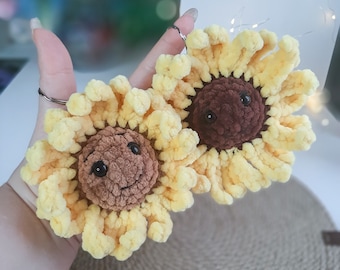 Crochet Sunflower Keychain Pattern: Kawaii Plush Amigurumi (PDF Pattern)