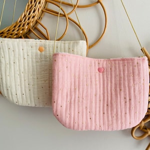 Kindertasche mit goldenen Punkten