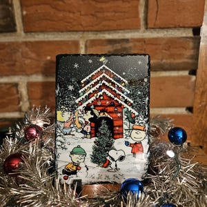 The Peanuts Gang in a Christmas Winter Scene on Slate