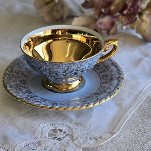 Antike Rudolf Wachter Bavaria Tasse & Untertasse Set, 1930er Jahre Floral Fancy Teeset, Hergestellt in Deutschland