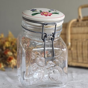 Vintage italienisches Glas mit handbemaltem Keramikdeckel - 20 cm - Obstreliefmuster - Made in Italy