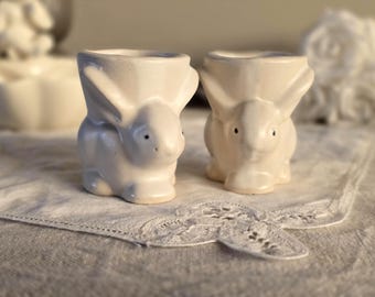 Vintage Bunny Egg Cups – Set of 2 Ceramic Rabbit Egg Holders, Easter Tableware, Farmhouse Kitchen Decor