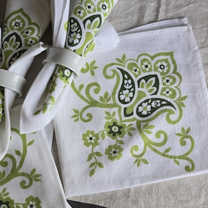 Set of 5 Vintage Green Paisley Cotton Napkins. Vintage Cotton Napkins with Green Paisley Print. One-of-a-Kind Green Paisley Cotton Napkins
