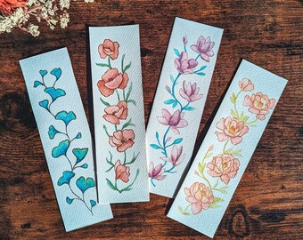 Handmade watercolor bookmark with gilding| Floral illustration