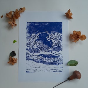 Linograbado abstracto "Luna y mar"