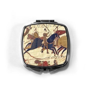 Bayeux Tapestry Compact Mirror - History Lovers Gift - History Mirror - 1066 Gift - Battle of Hastings Gift - English History Gift -