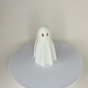 Standing Ghost (Small)