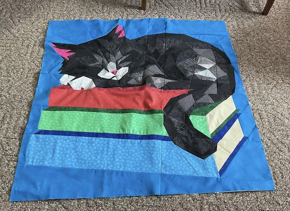 A Puuurfect Place for a Nap: Black Tuxedo Kitty Foundation paper piecing quilt pattern 60x60"