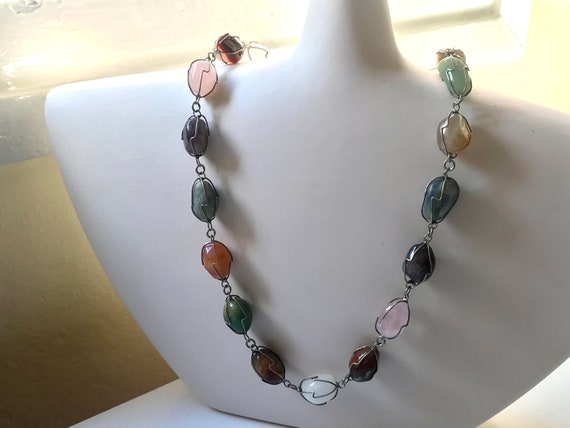 Assorted agate wire necklace. Multi-coloured neck… - image 6