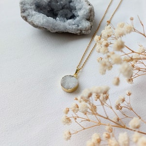 Druzy agaat ketting goldplated stainless steel ketting met edelstenenhanger afbeelding 3