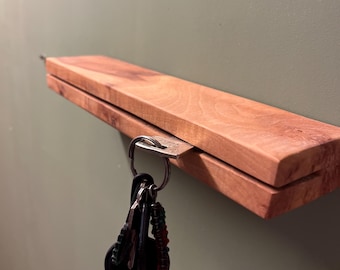 Llavero de madera de manzano: llavero hecho a mano con montaje en pared invisible