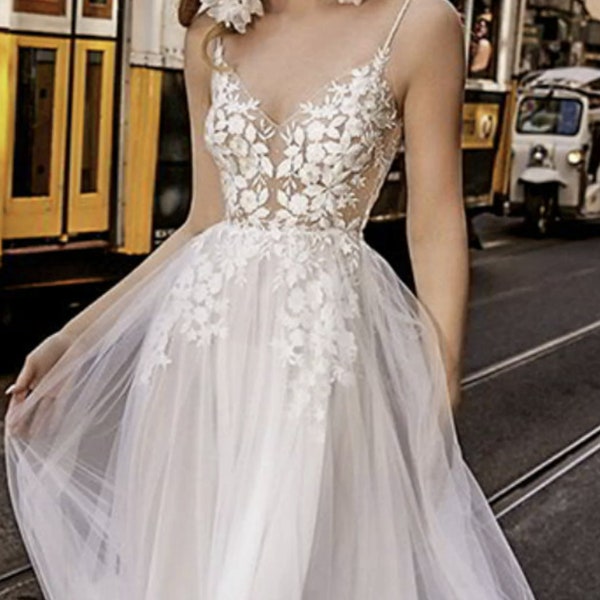 Wedding Dress V-neck Backless Bridal Gown, Lightweight Tulle Wedding Gown, Size 2