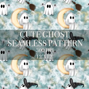 Puede incluir: Un patrón sin costuras con lindos fantasmas en una variedad de poses, incluyendo volar, montar una luna creciente y montar una escoba. El fondo es azul claro con nubes blancas y ojos dispersos. El texto "Cute Ghost Seamless Pattern 300 DPI 12'x12'" se muestra en el centro de la imagen.