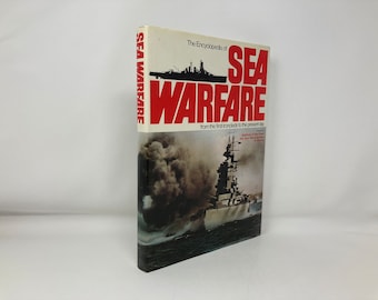 Encyclopedia of Sea Warfare by Leisure Books HC Couverture rigide 1er premier LN Comme neuf 1975 149550