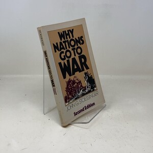 洋書 Why Nations Go To War John G.Stoessinger Amazon.com: Why Nations Go to War: 9780495097075
