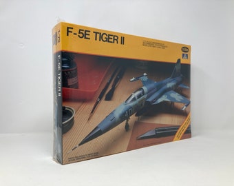 Testors Italeri F-5E Tiger II 1/72 schaalmodelset nieuw in doos 137789