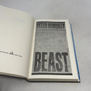 Beast by Peter Benchley Signed HC First Edition Hardcover Like New 1991 408183