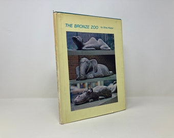 The Bronze Zoo by Shay Rieger HC First 1st VG 1970 149001
