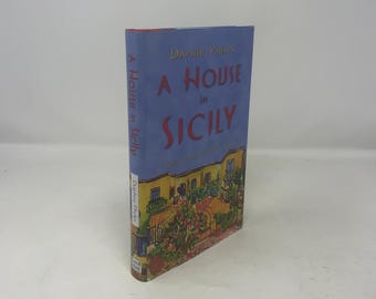 A House in Sicily by Daphne Phelps HC First Edition Hardcover Like New 1999 314838