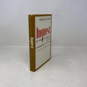 Inquest the Warren Commission and the Establishment of Truth  by Edward Jay Epstein  HC First Edition Hardcover Very Good 1966 323803