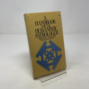 A Handbook for the Humanistic Astrologer by Michael R. Meyer PB First Edition Paperback Very Good 1974 345930