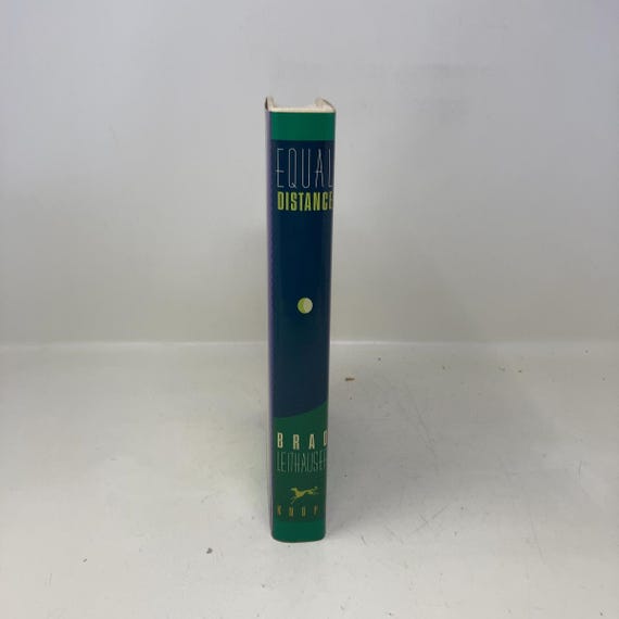 洋書　等距離/ブラッド・ライトハウザー　EQUAL DISTANCE ブラッド・ライトハウザー著『Equal Distance』HC初版ハードカバー新品