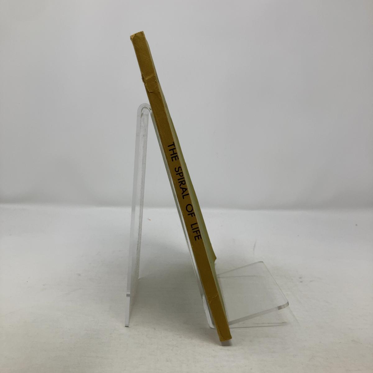 The Spiral of Life by Jinni and Joanne PB First Edition Paperback