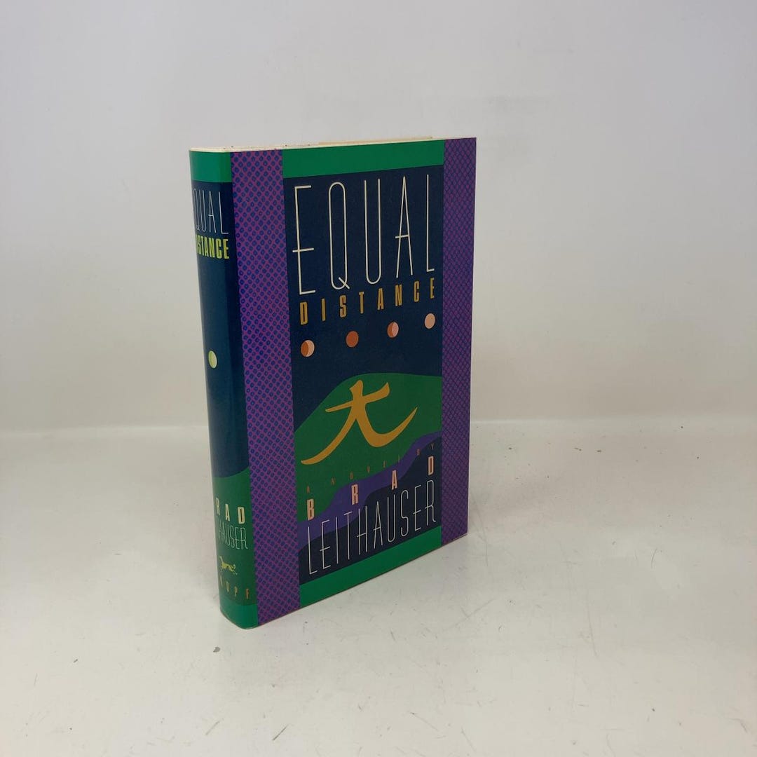 洋書　等距離/ブラッド・ライトハウザー　EQUAL DISTANCE ブラッド・ライトハウザー著『Equal Distance』HC初版ハードカバー新品