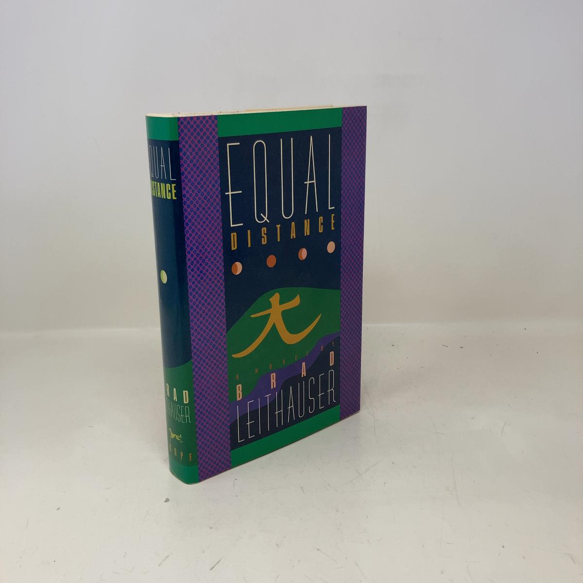 洋書　等距離/ブラッド・ライトハウザー　EQUAL DISTANCE ブラッド・ライトハウザー著『Equal Distance』HC初版ハードカバー新品