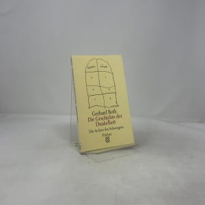 Peut inclure: Un livre de poche à couverture jaune pâle présentant un diagramme en grille dessiné à la main avec les étiquettes Himmel et Hölle. Le texte indique Gerhard Roth, Die Geschichte der Dunkelheit, Die Archive des Schweigens, Fischer, avec un logo.