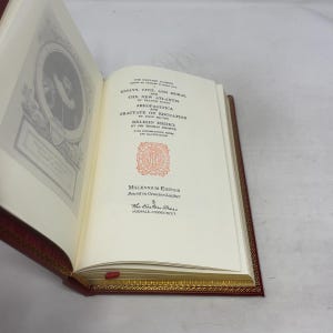 Ensayos, Civil y Moral y La Nueva Atlántida, Areopagitica y Tratado sobre la Educación, Religio Medici (Easton Press Harvard Classics 374755) imagen 3
