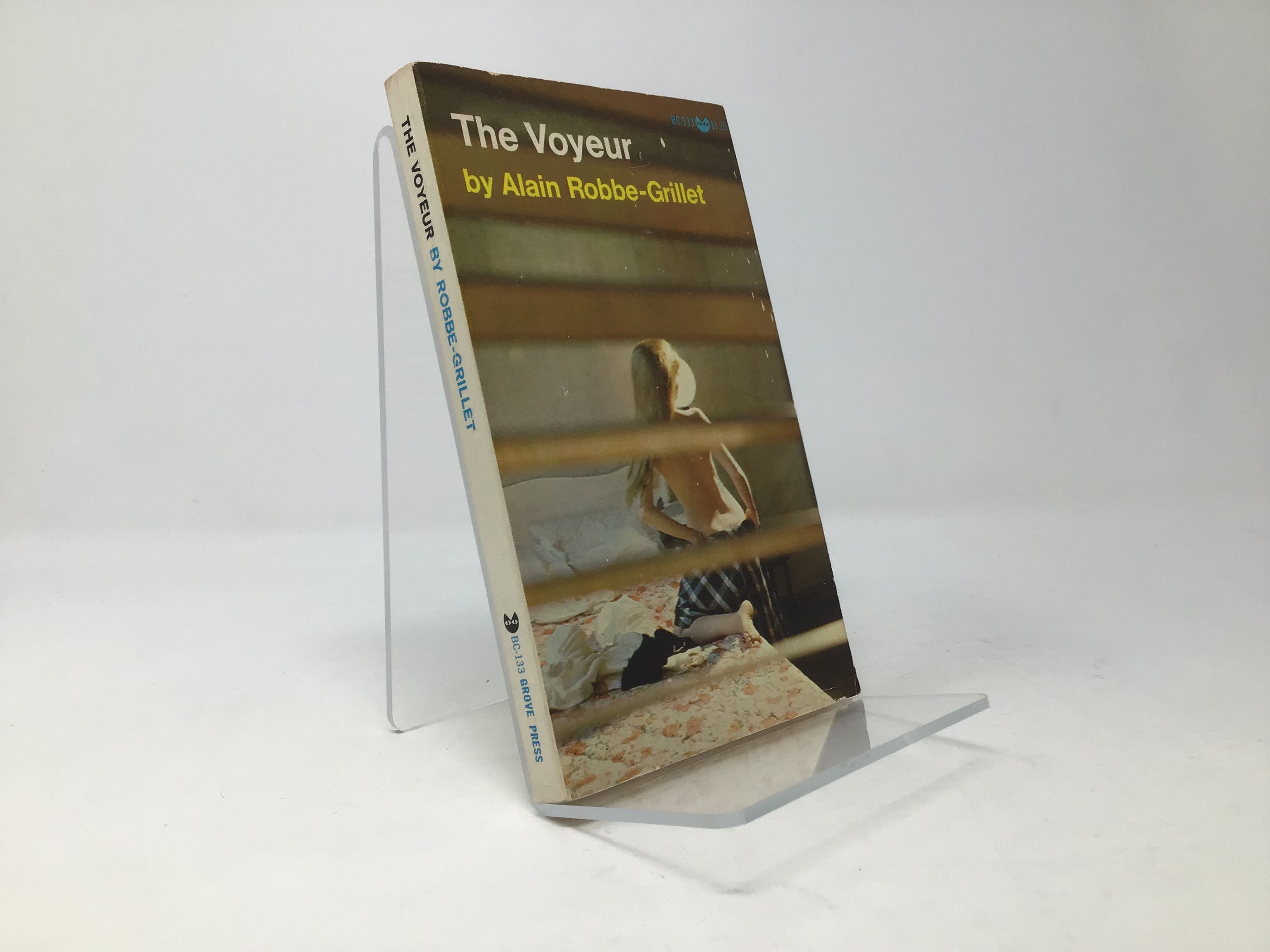The Voyeur by Alain Robbe-grillet PB Paperback 1st First LN