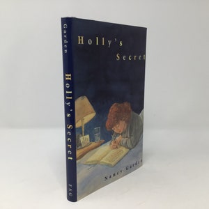 Holly&#39;s Secret by Nancy Garden Signed HC Hardcover 2000 LN Like New
