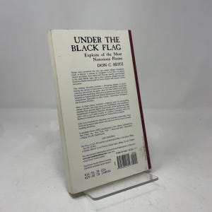 Under the Black Flag by Don C. Seitz PB First Edition Paperback Very Good 2002 409262 image 5
