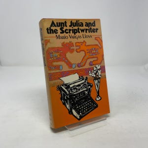 Faster Julia och manusförfattaren av Mario Vargas Llosa HC Första upplagan Inbunden Som ny 1982 361713