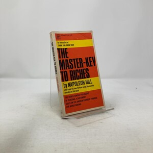 The Master-Key to Riches door Napoleon Hill PB First Thus MassMarket Very Good 1965 321142