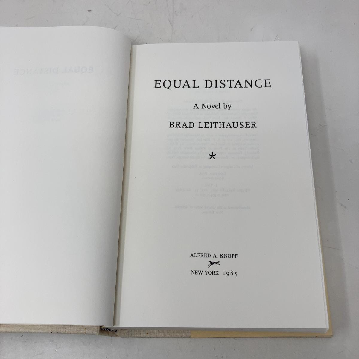 ブラッド・ライトハウザー著『Equal Distance』HC初版ハードカバー新品