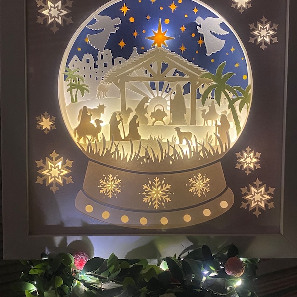 Nativity/Snowglobe/Shadowbox/Home decor/Christmas/Light up/LED