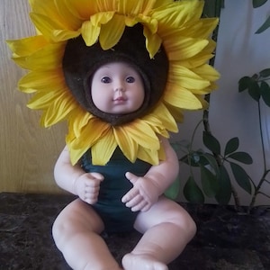 Vintage Anne Geddes Sunflower Baby Doll/ Vintage Ann Geddes Doll/ Vintage Anne Geddes Collection/ Vintage Baby Doll Collection/ Sunflower