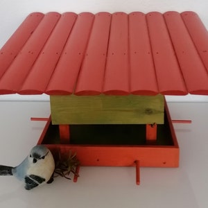 Vogelfutterhaus Holz imprägniert in Farbe