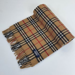 Genuine Burberry scarf 100% Lambswool in excellent condition Made in England Beige Color
