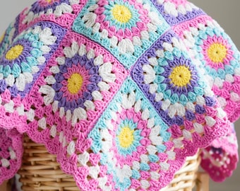 Crochet Baby Blanket Pattern | PDF + Video Tutorial | Easy Sunburst Granny Square | Baby Shower Gift