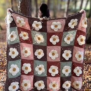 Cozy Petals Blanket Crochet Pattern | PDF + Video Tutorial | Chunky Flower Granny Square Afghan
