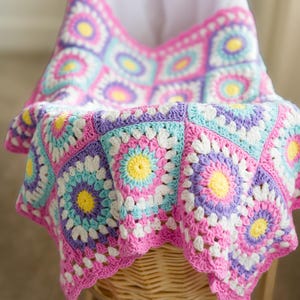 Step-by-step crochet blanket pattern with video tutorial – Radiant Rays design