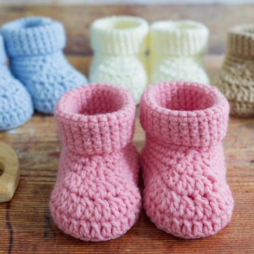 Cozy Steps Booties | Crochet Baby Booties Pattern PDF | Video Tutorial | Beginner Friendly | Newborn to 2 Years