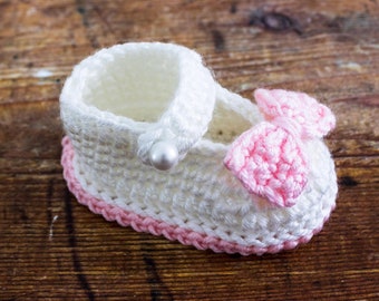Crochet Baby Booties Pattern, Easy Crochet Baby Bootie Pattern by Maisie and Ruth | *Instant Download* | **PATTERN ONLY**