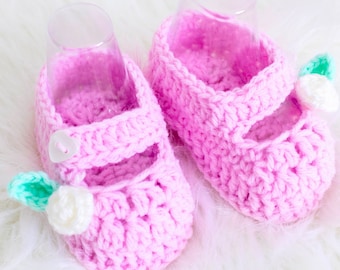 Crochet Baby Booties Pattern, Crochet Baby Shoes, Crochet Mary Jane Shoes Pattern by Maisie and Ruth | *Instant Download* | **PATTERN ONLY**