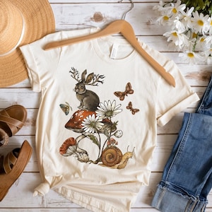Mushroom Tshirt Cottagecore Goblincore Aesthetic Shirt Mushroom Core Tee Vintage Mushroom Nature T-Shirt Fungi Shirt Gift for Her Botanical